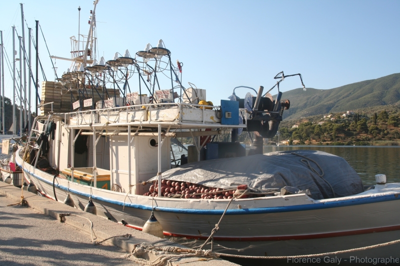bateau-de-peche-en-grece